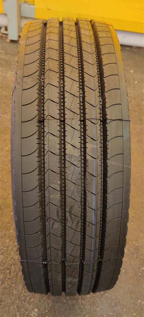 245/70R19.5 136/134M DYNAMO MAR26 XL STEER & TRAILER REGIONAL